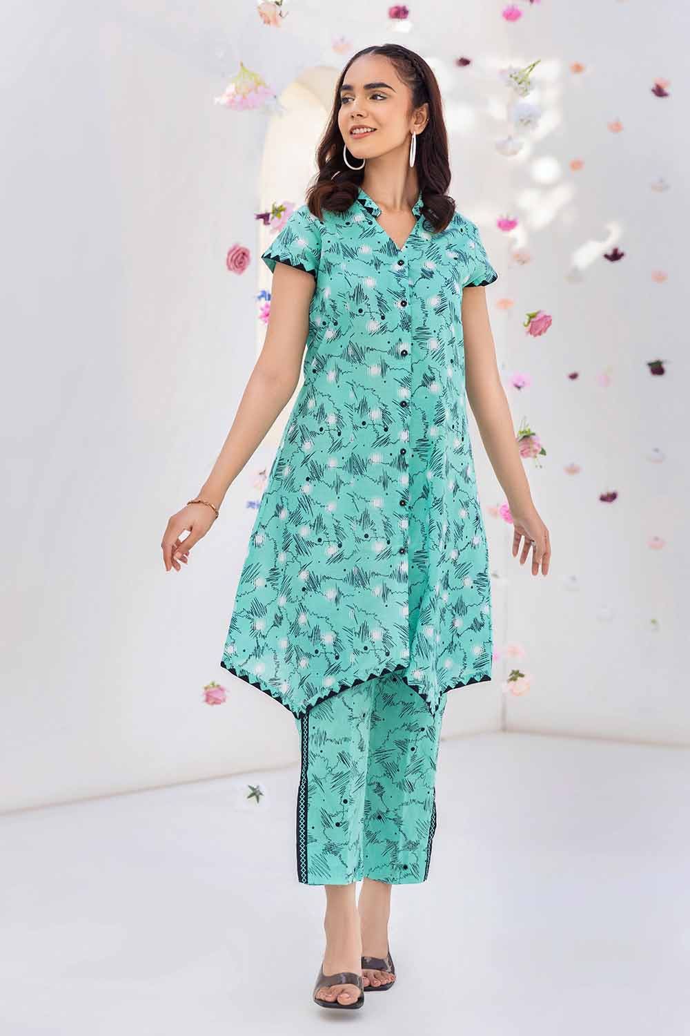 Gul Ahmed 2PC Printed Cambric Unstitched Suit TCN-32005