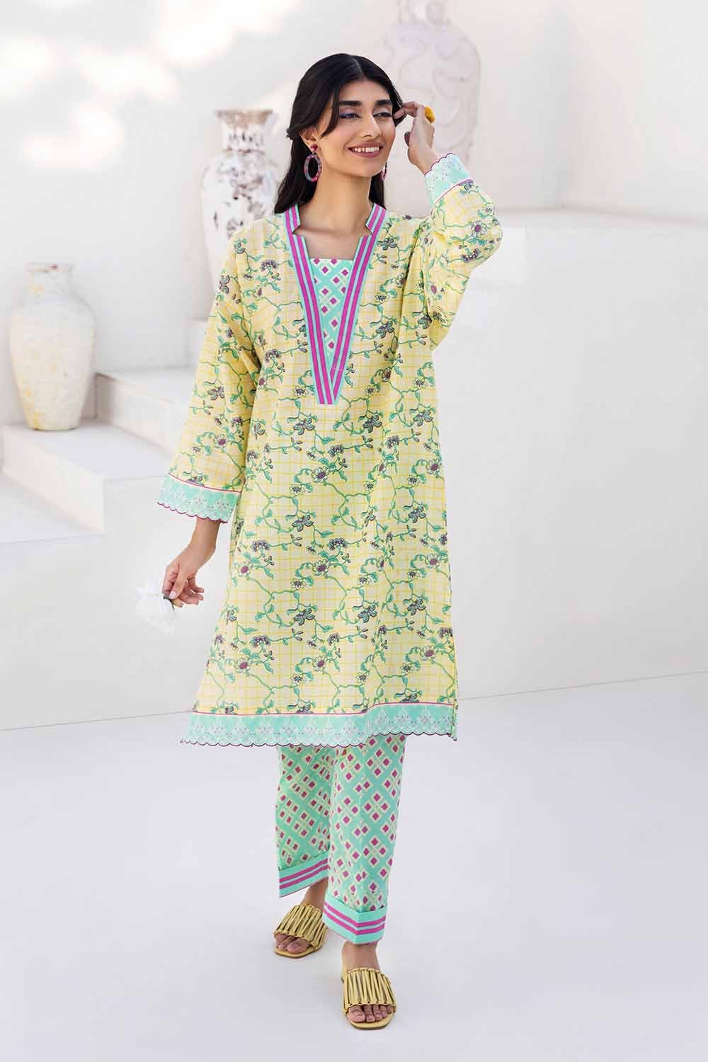 Gul Ahmed 2PC Printed Cambric Unstitched Suit TCN-32006