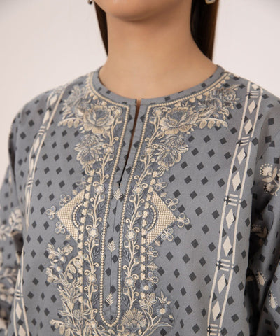 Sapphire 3 Piece Stitched Printed Embroidered Lawn Suit - U3PE-DY24V2-23