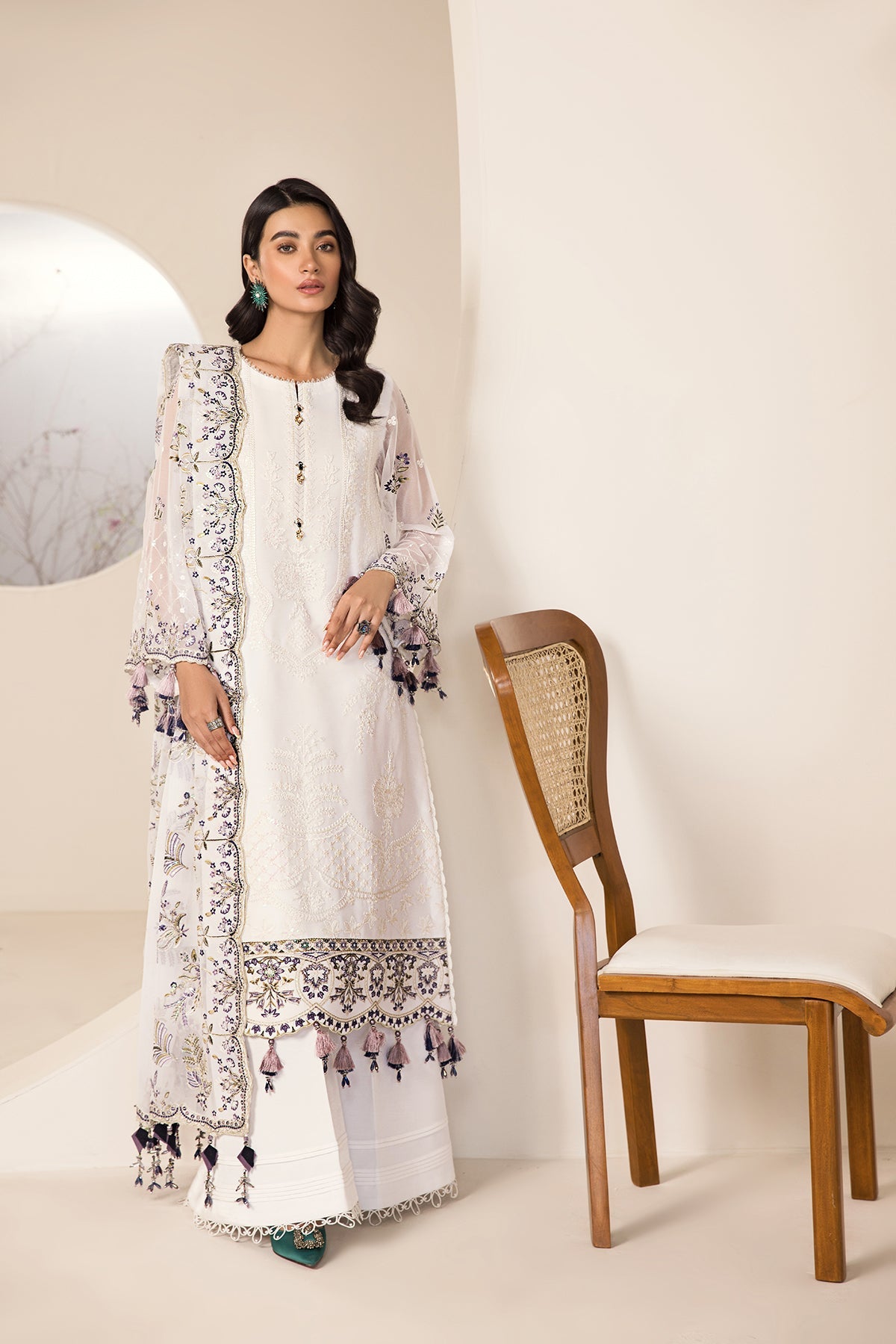 Alizeh Fashion 3 Piece Unstitched Embroidered Chiffon Suit - V15D07 - Abar