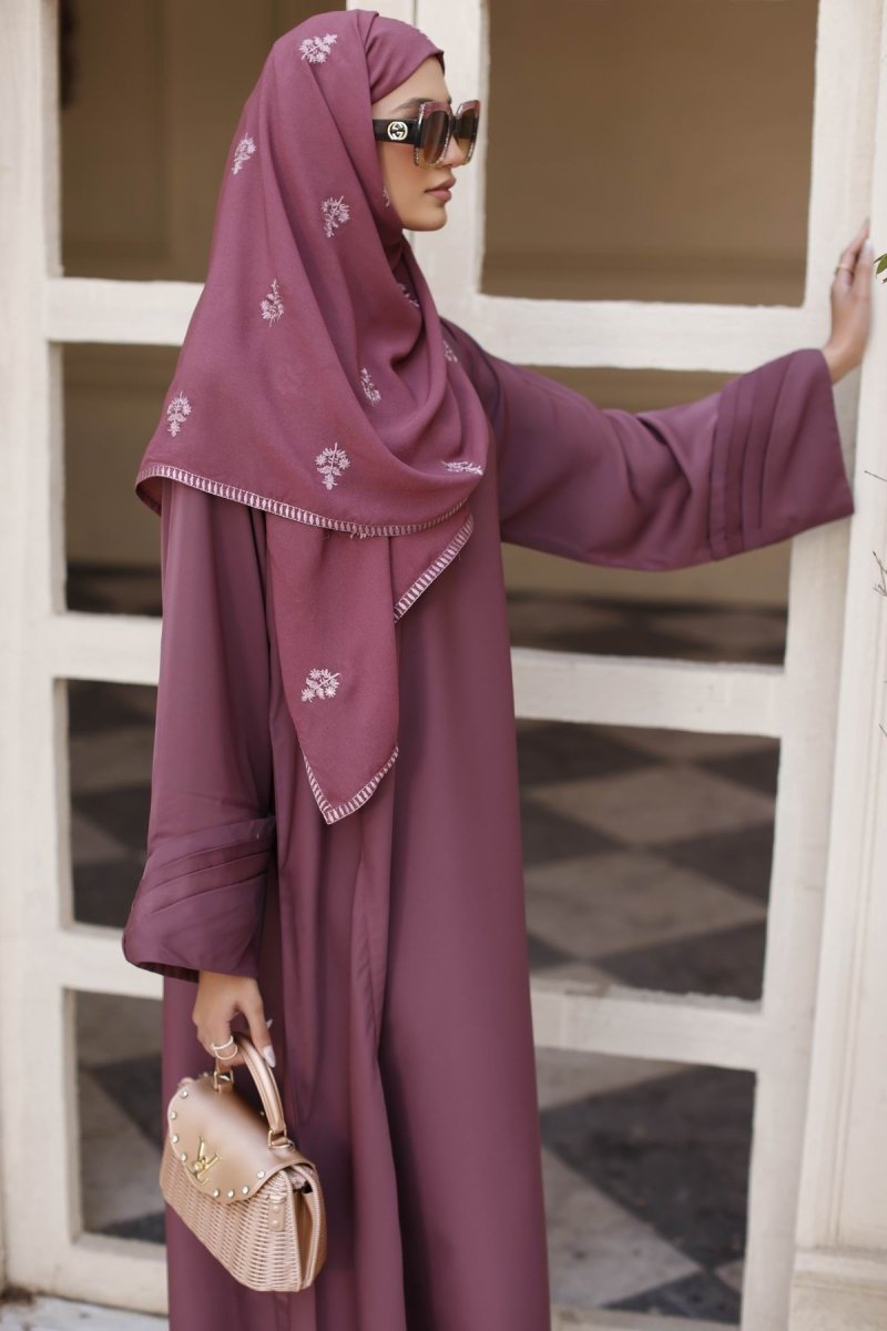 Gul Ahmed Ready To Wear Georgette Abaya With Wool Chiffon Embroidered Scarf - WGB-KAB-22029