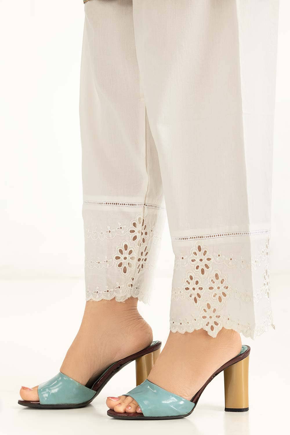 Gul Ahmed 01 Piece Stitched Cambric Embroidered Trouser WGK-TRS-DE-354