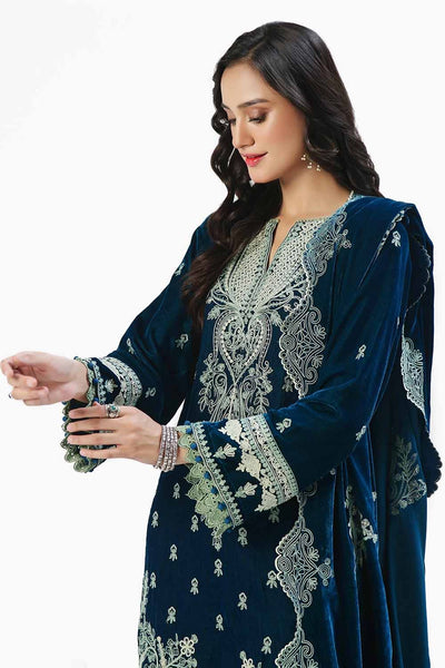 Gul Ahmed 3 Piece Unstitched Embroidered Velvet Suit with Embroidered Velvet Dupatta WV-42004