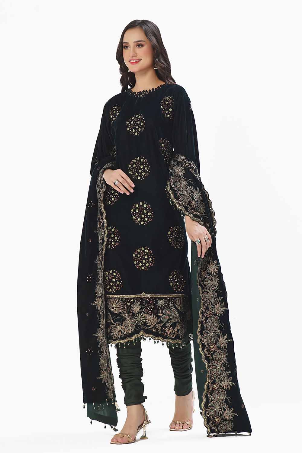 Gul Ahmed 3 Piece Unstitched Embroidered Velvet Suit with Embroidered Velvet Dupatta WV-42005