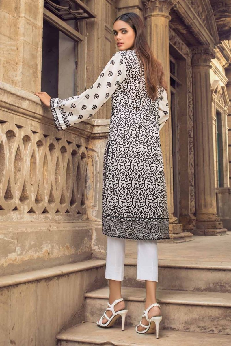 Gul Ahmed 2PC Unstitched Lacquer Printed Lawn Suit BT-12006