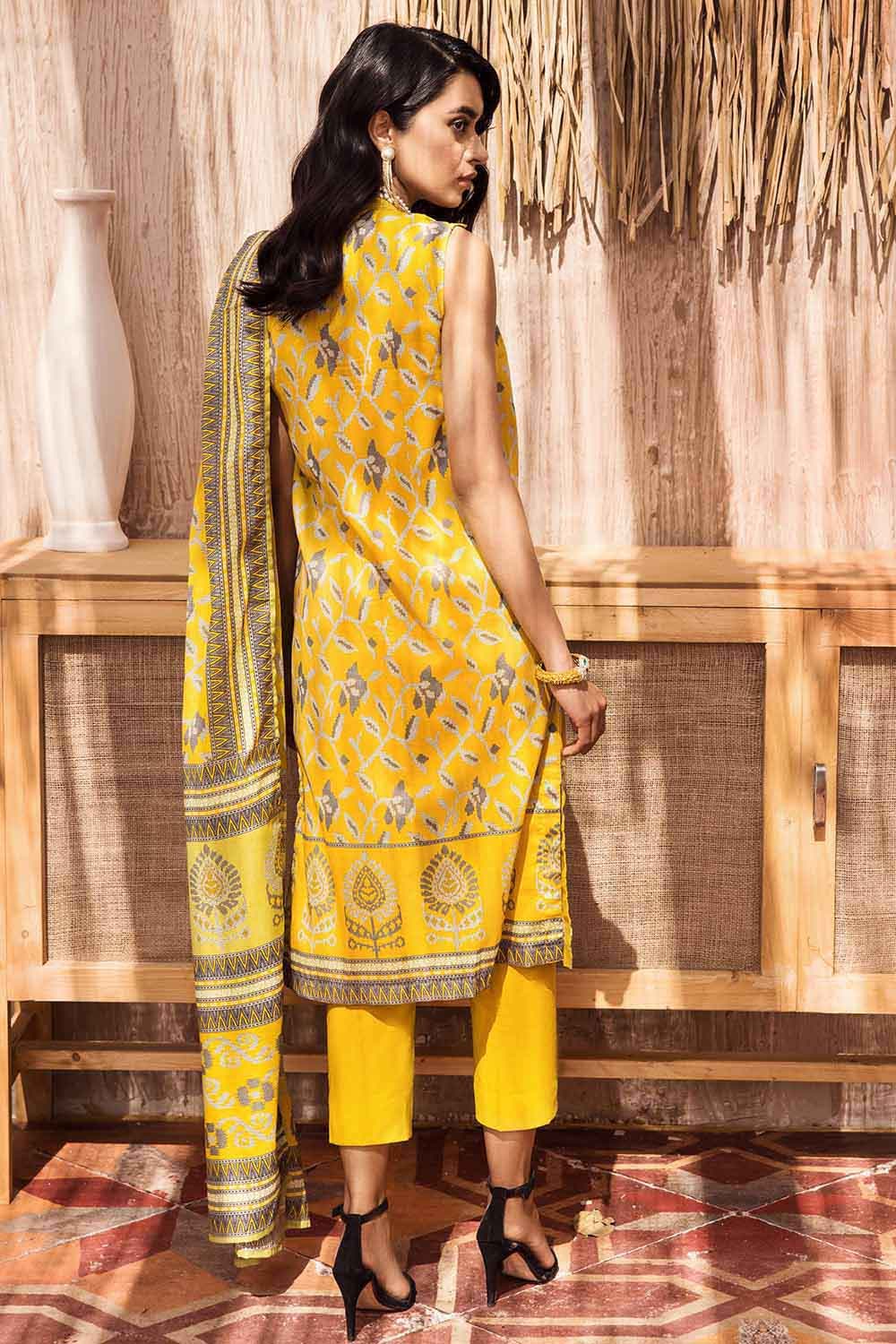 Gul Ahmed 3PC Digital Printed Lawn Stitched Suit CL-12012 A