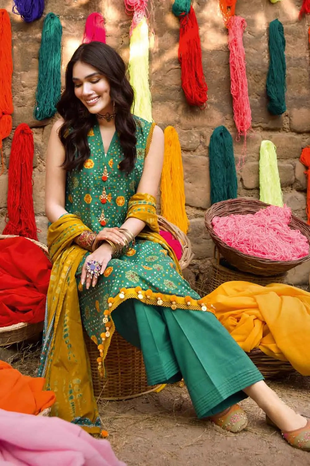 Gul Ahmed 3PC Chunri Lawn Stitched Suit CL-22050 A