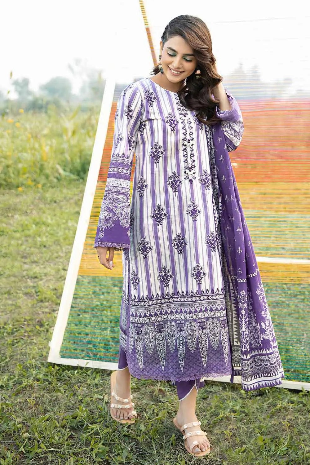 Gul Ahmed 3PC Printed Lawn Stitched Suit CL-22087 A
