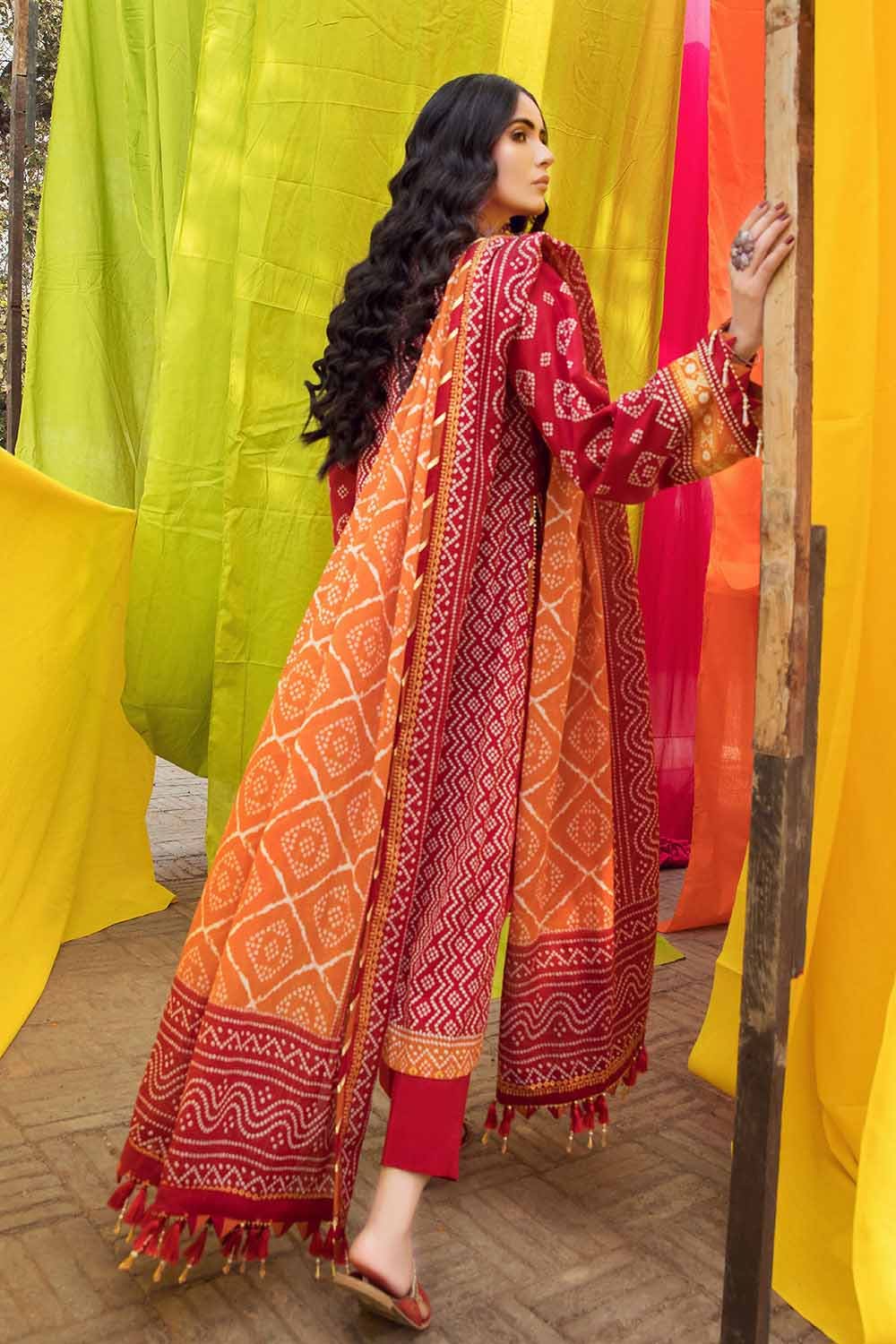 Gul Ahmed 3PC Chunri Lawn Unstitched Gold Printed Suit CL-32093 B