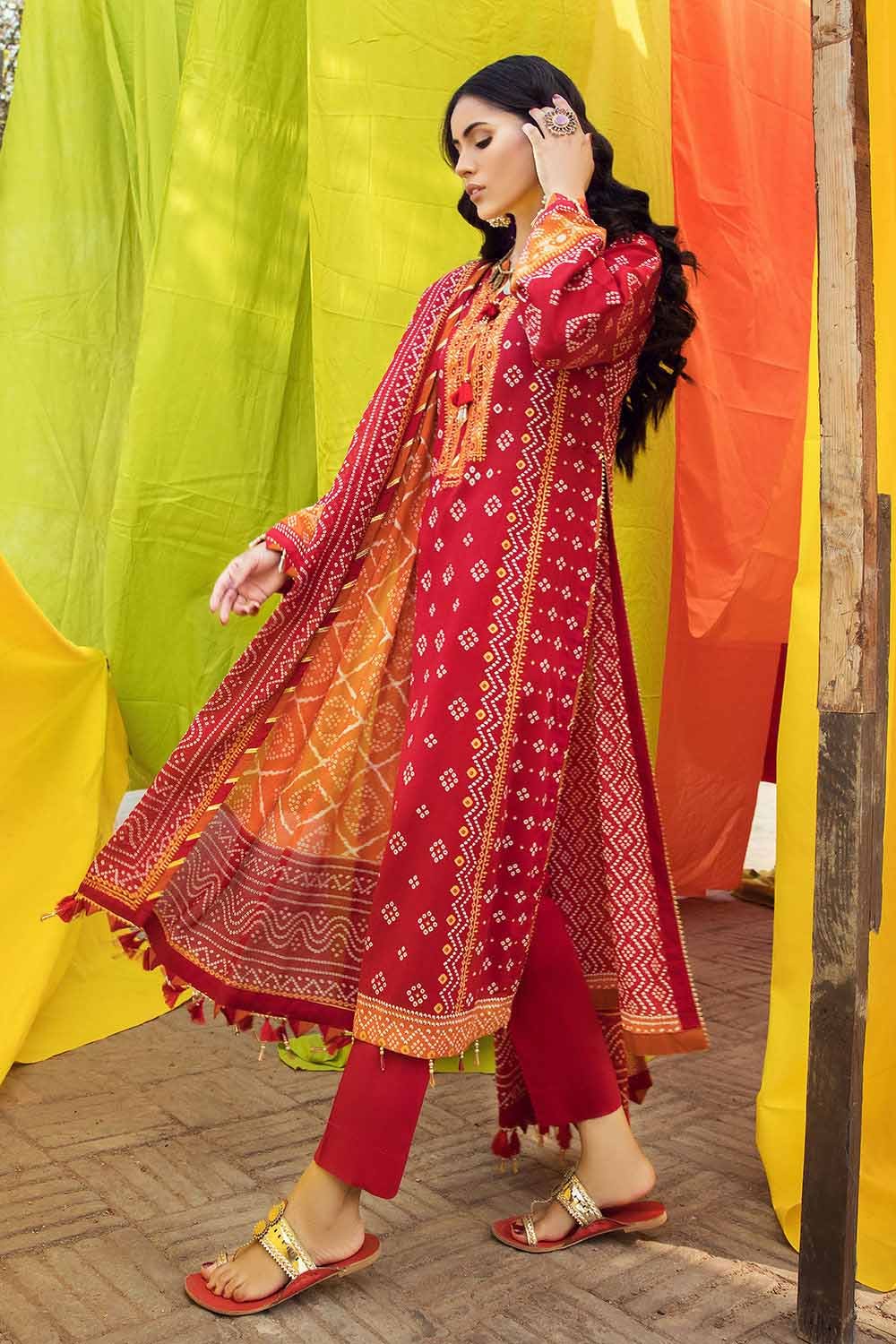 Gul Ahmed 3PC Chunri Lawn Unstitched Gold Printed Suit CL-32093 B
