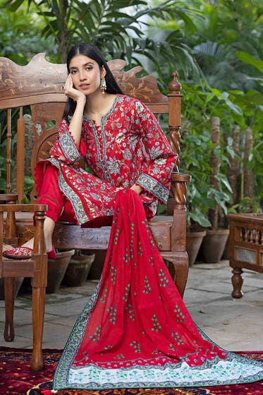 Gul Ahmed 3PC Lawn Unstitched Digital Printed Suit CL-32277