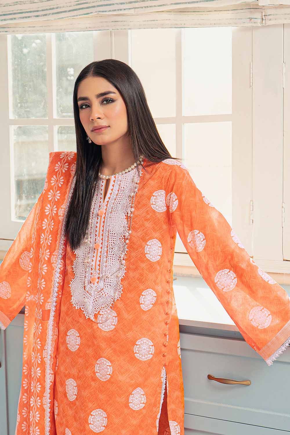 Gul Ahmed 3PC Lawn Lacquer Printed Lawn Unstitched Suit with Lace CL-32412