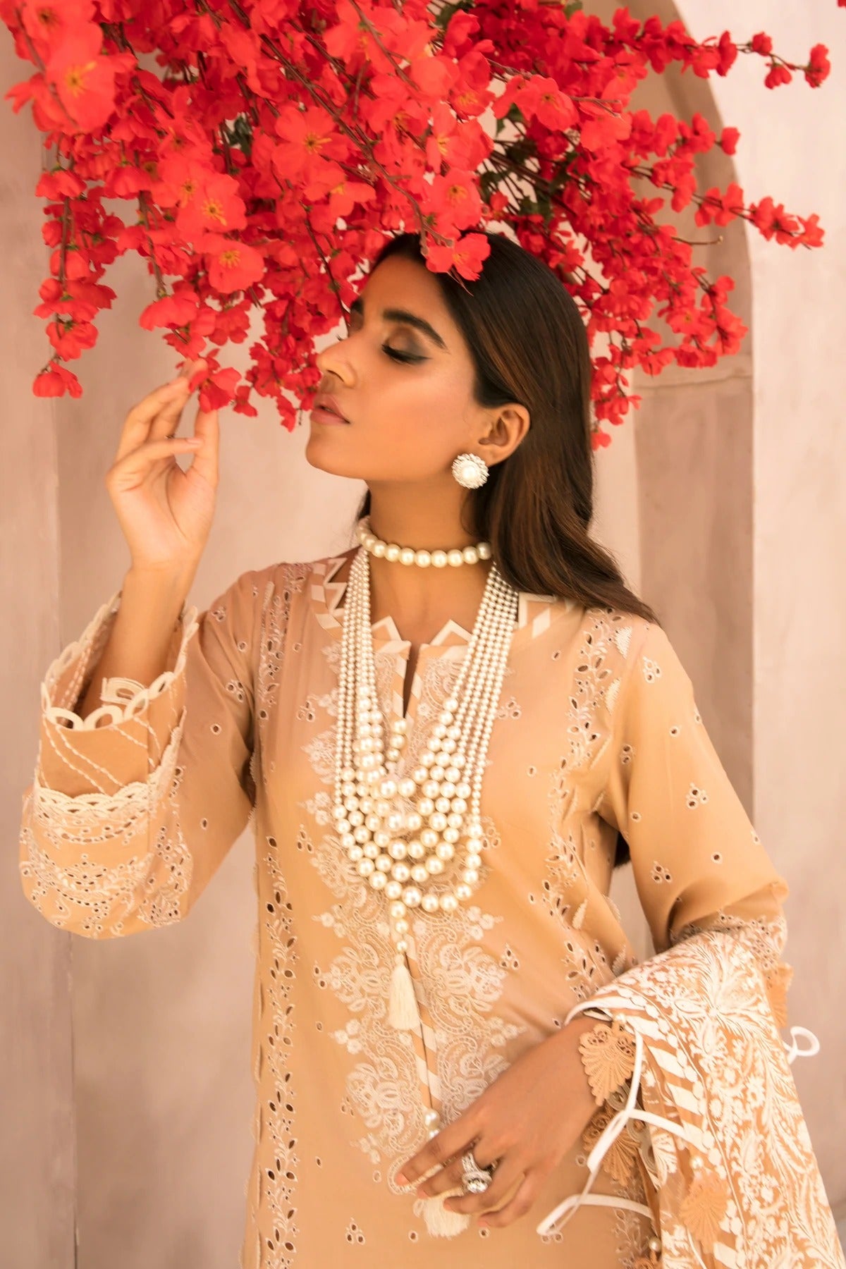 Jade Classic Revitalized by Firdous Lawn 3 Piece Unstitched Embroidered Lawn Suit - D-19986