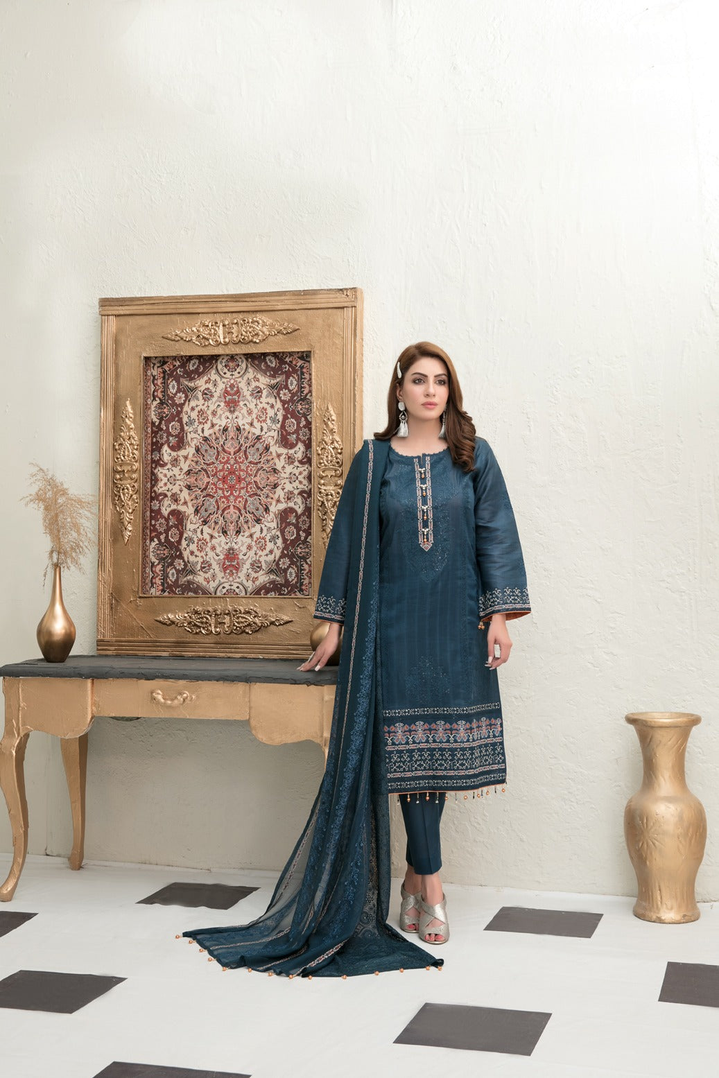 Tawakkal Fabrics 3 Piece Stitched Fancy Embroidered Lawn Suit - D-6767