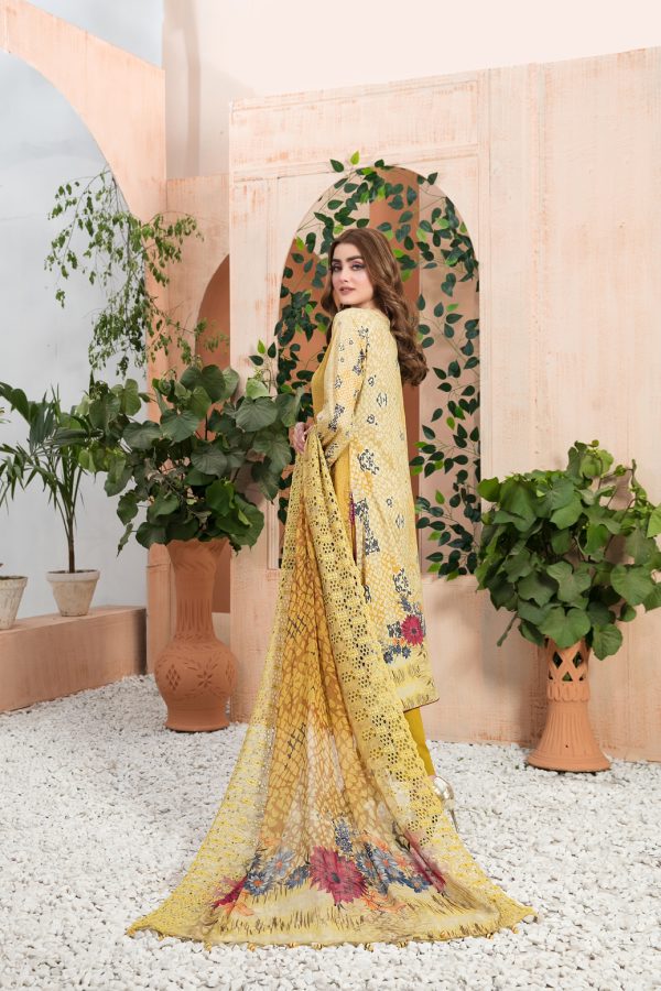 Tawakkal Fabrics 3 Piece Stitched Digital Printed Lawn Suit D-7045