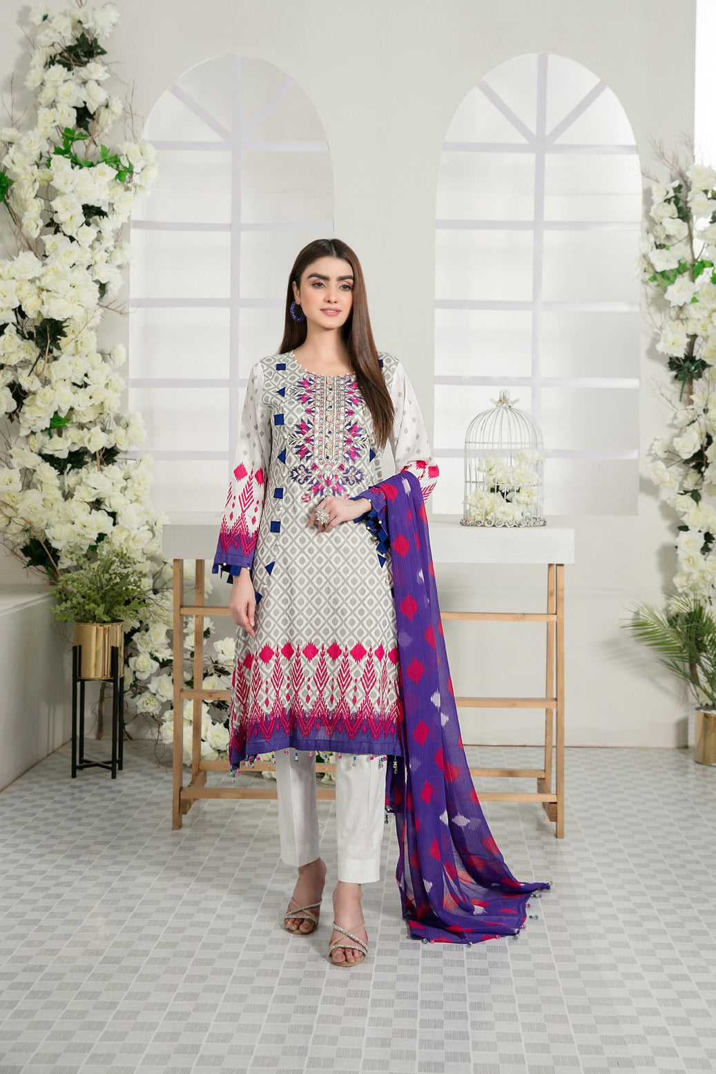 Tawakkal Fabrics 3 Piece Stitched Embroidered Digital Printed Lawn Suit D-7091