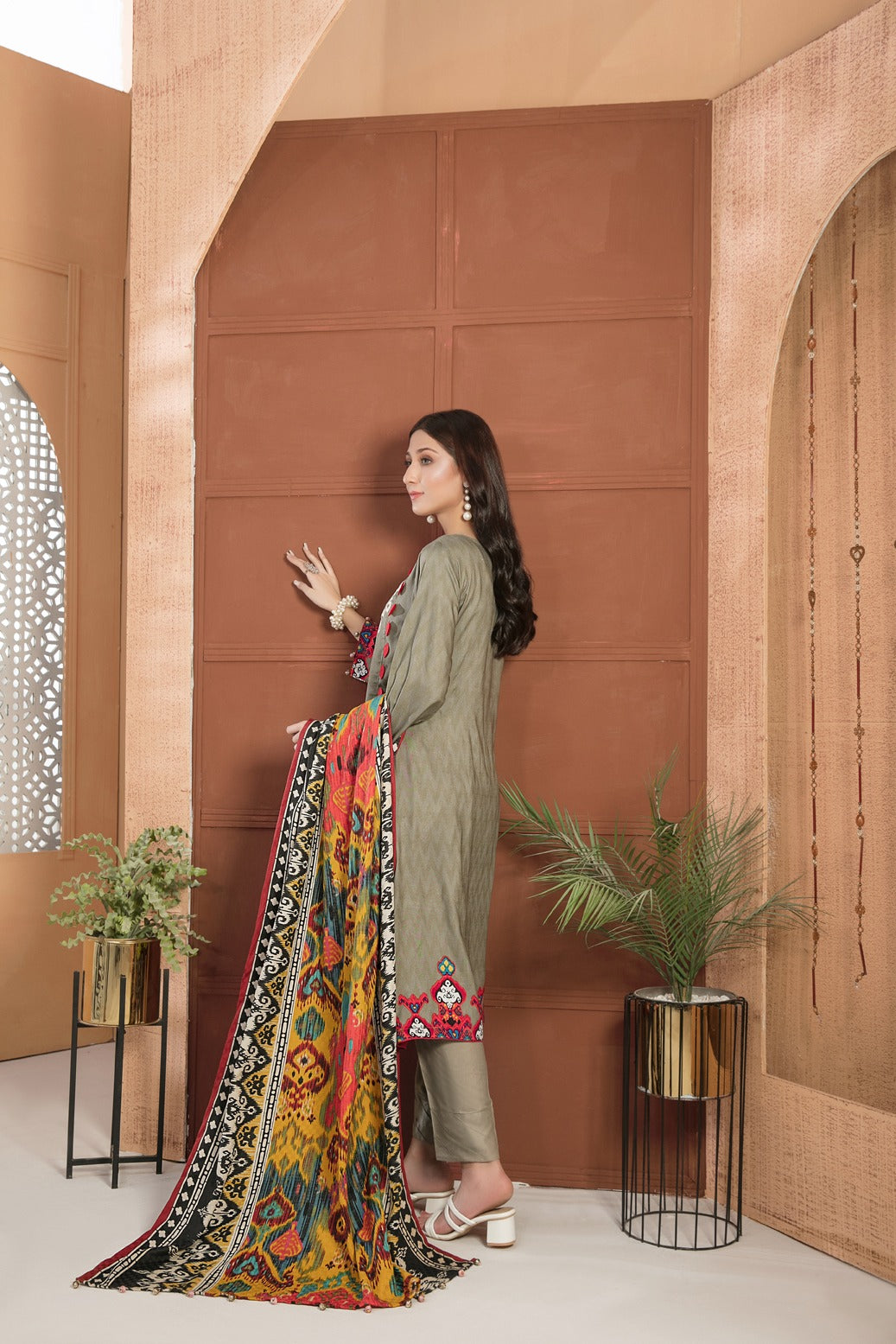Tawakkal Fabrics 3 Piece Stitched Embroidered Digital Printed Linen Suit D-7531