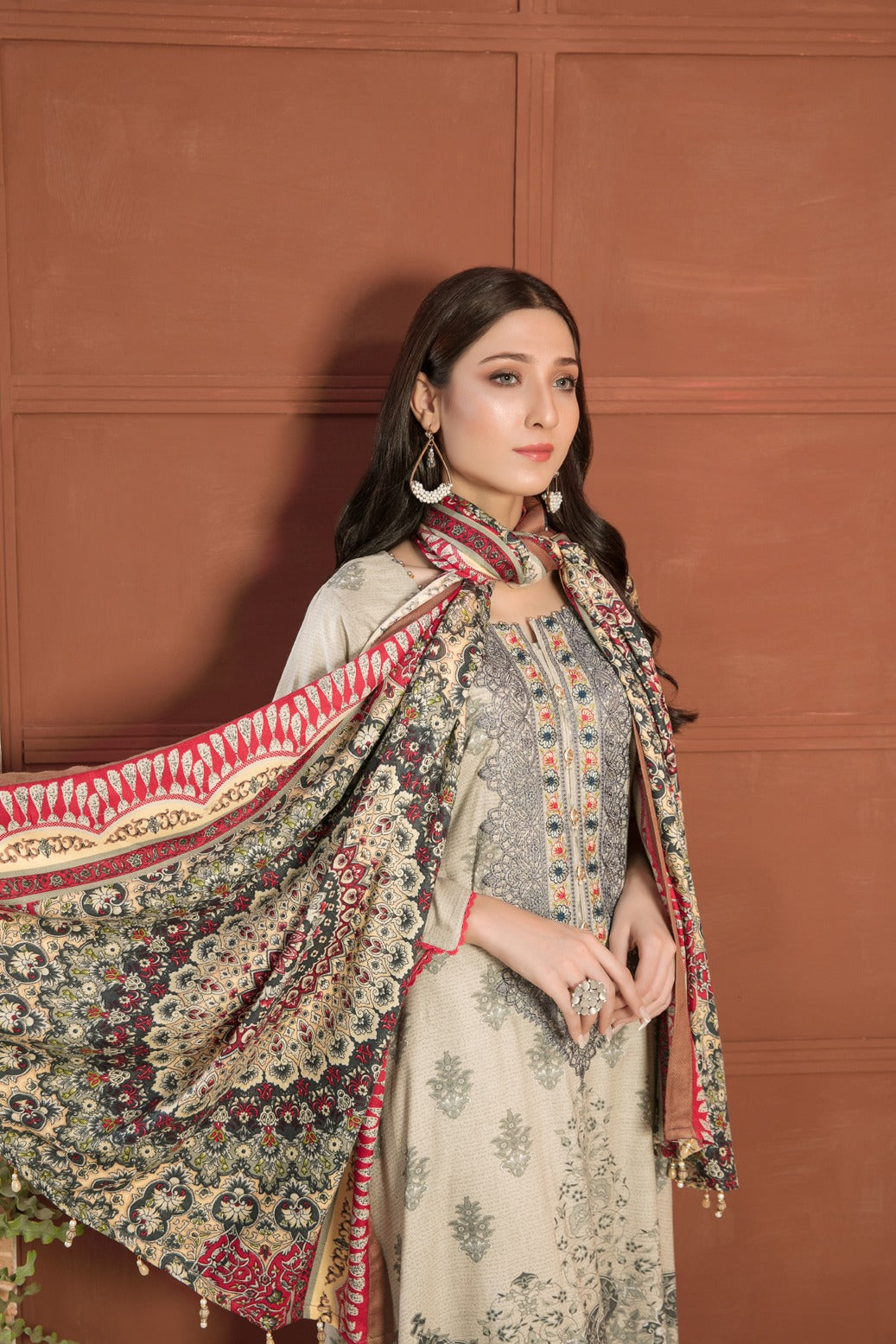 Tawakkal Fabrics 3 Piece Stitched Embroidered Digital Printed Linen Suit D-7535