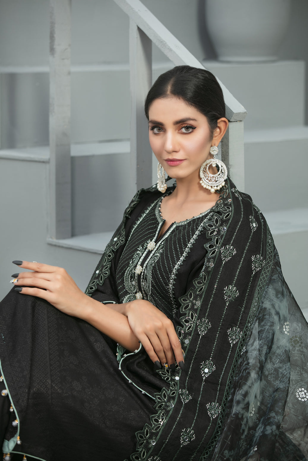 Tawakkal Fabrics 3 Piece Stitched Karrandi Banarsi Gala Embroidered Suit D-7642