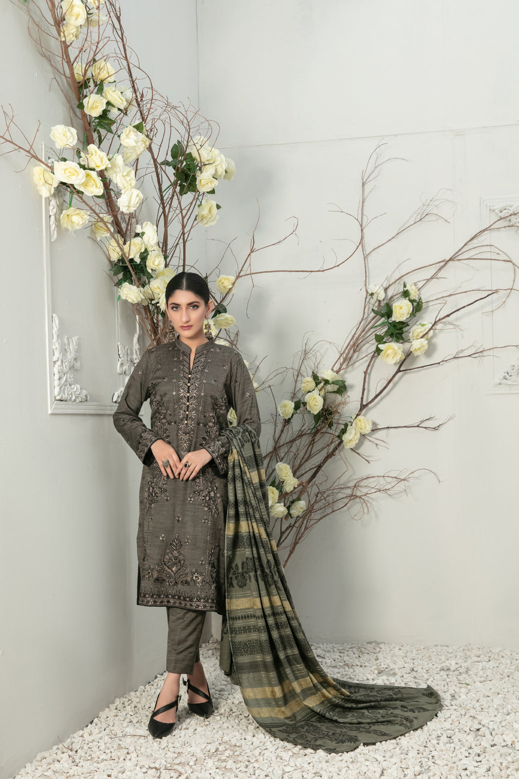 Tawakkal Fabrics 3 Piece Stitched Fancy Embroidered 2-tone Leather Suit D-7842