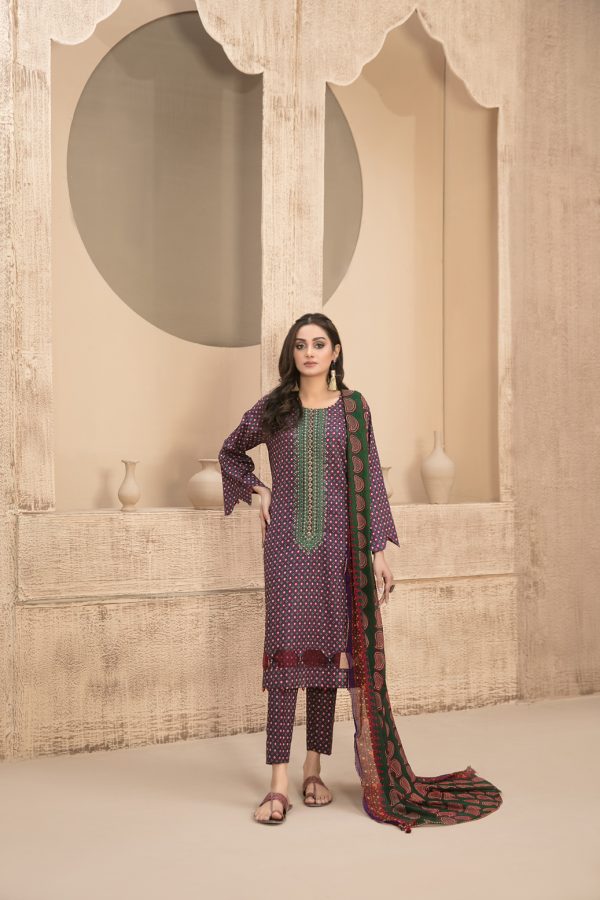Tawakkal Fabrics 3 Piece Stitched Embroidered Digital Printed Lawn Suit D-8530