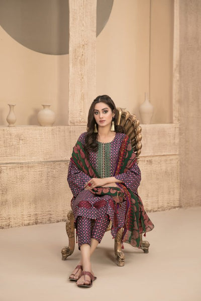 Tawakkal Fabrics 3 Piece Stitched Embroidered Digital Printed Lawn Suit D-8530
