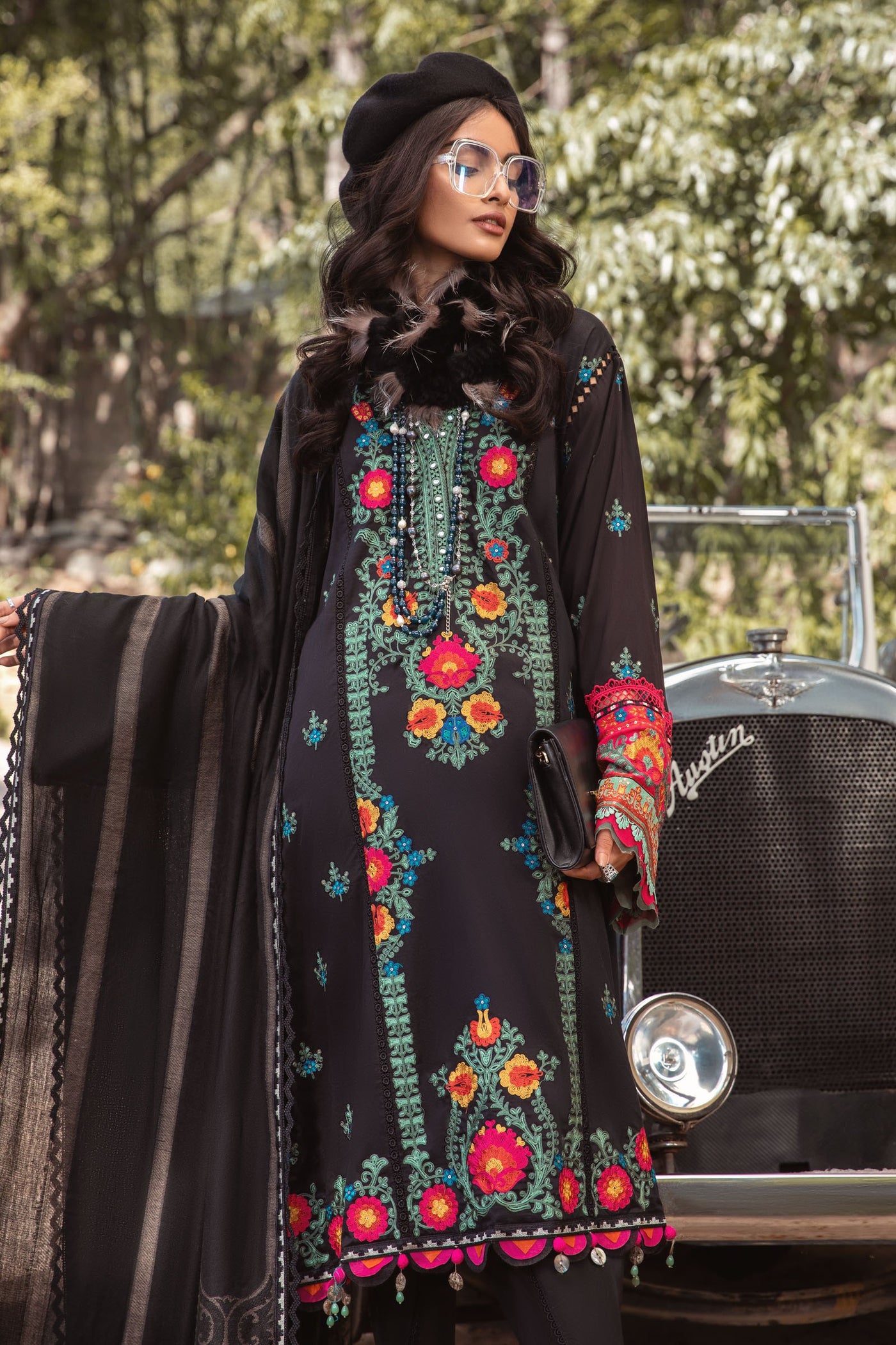 Maria. B 3 Piece Unstitched Linen Suit - DL-1007-Black and Pink