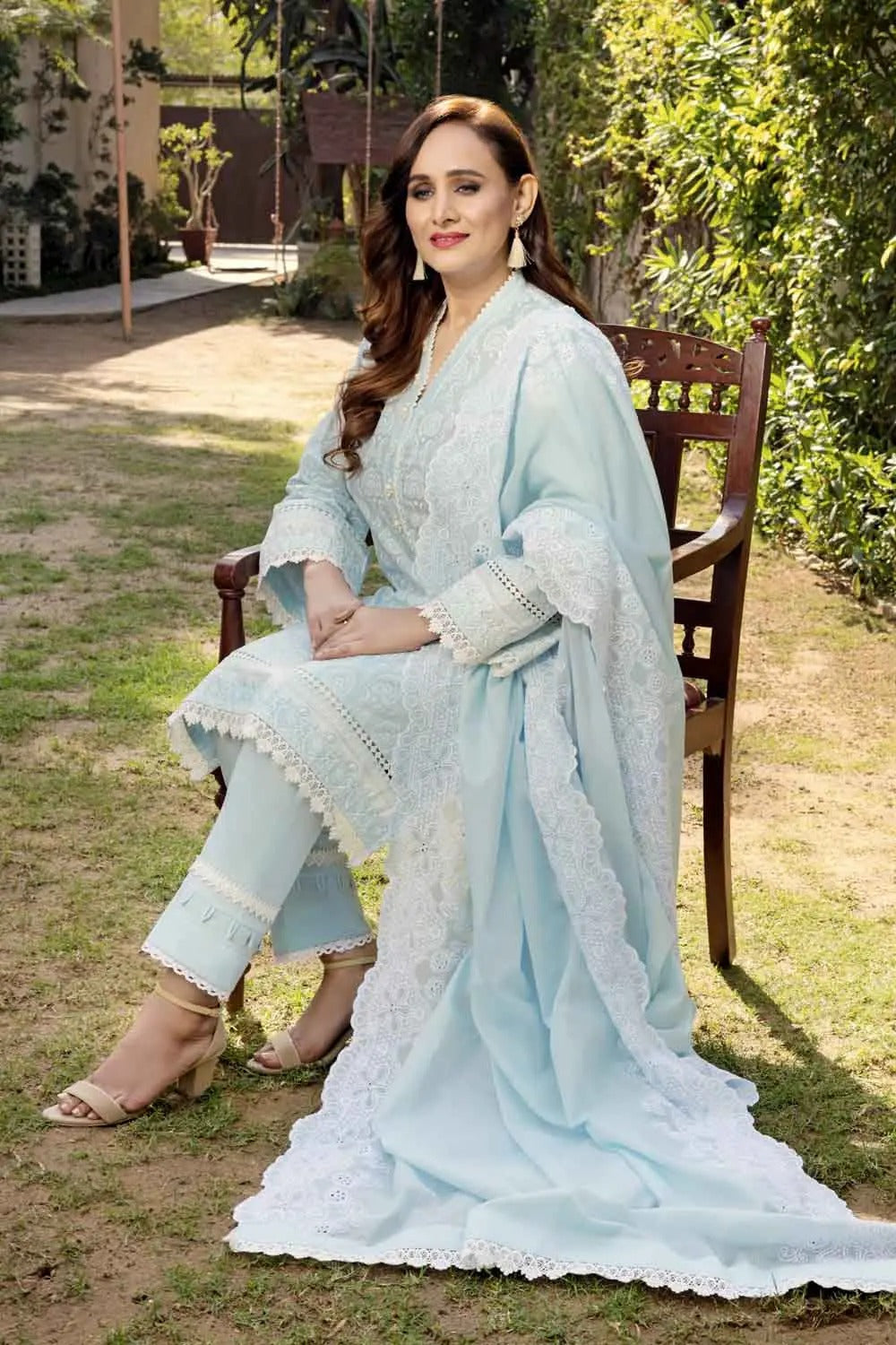 Gul Ahmed 3PC Lawn Unstitched Suit With Embroidered Denting Lawn Dupatta DM-22018
