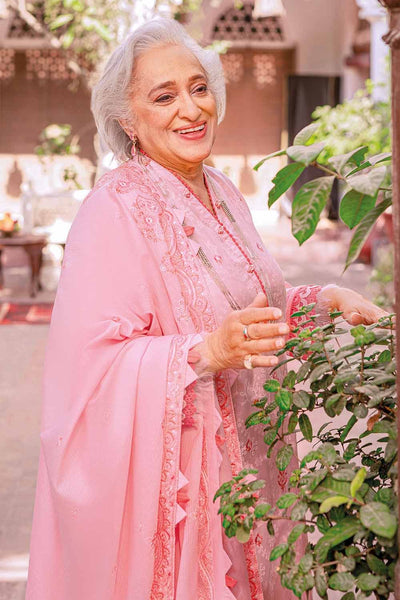 Gul Ahmed 3PC Lawn Unstitched Embroidered Suit DM-32004