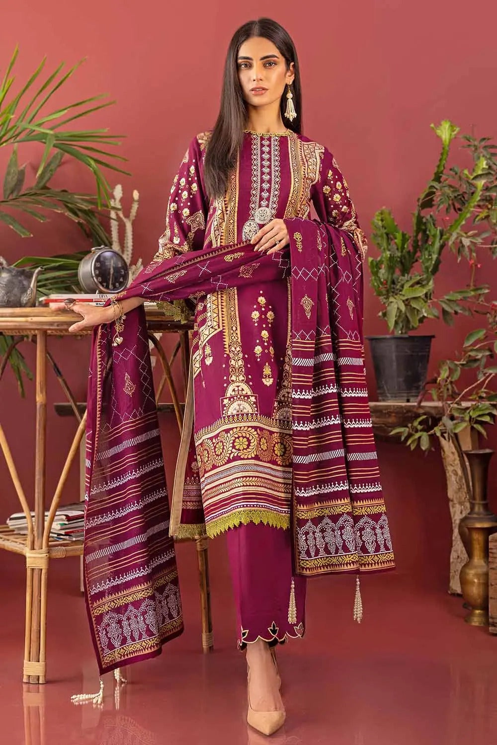 Gul Ahmed 3PC Unstitched Glitter and Lacquer Printed Denting Lawn Suit DN-22012
