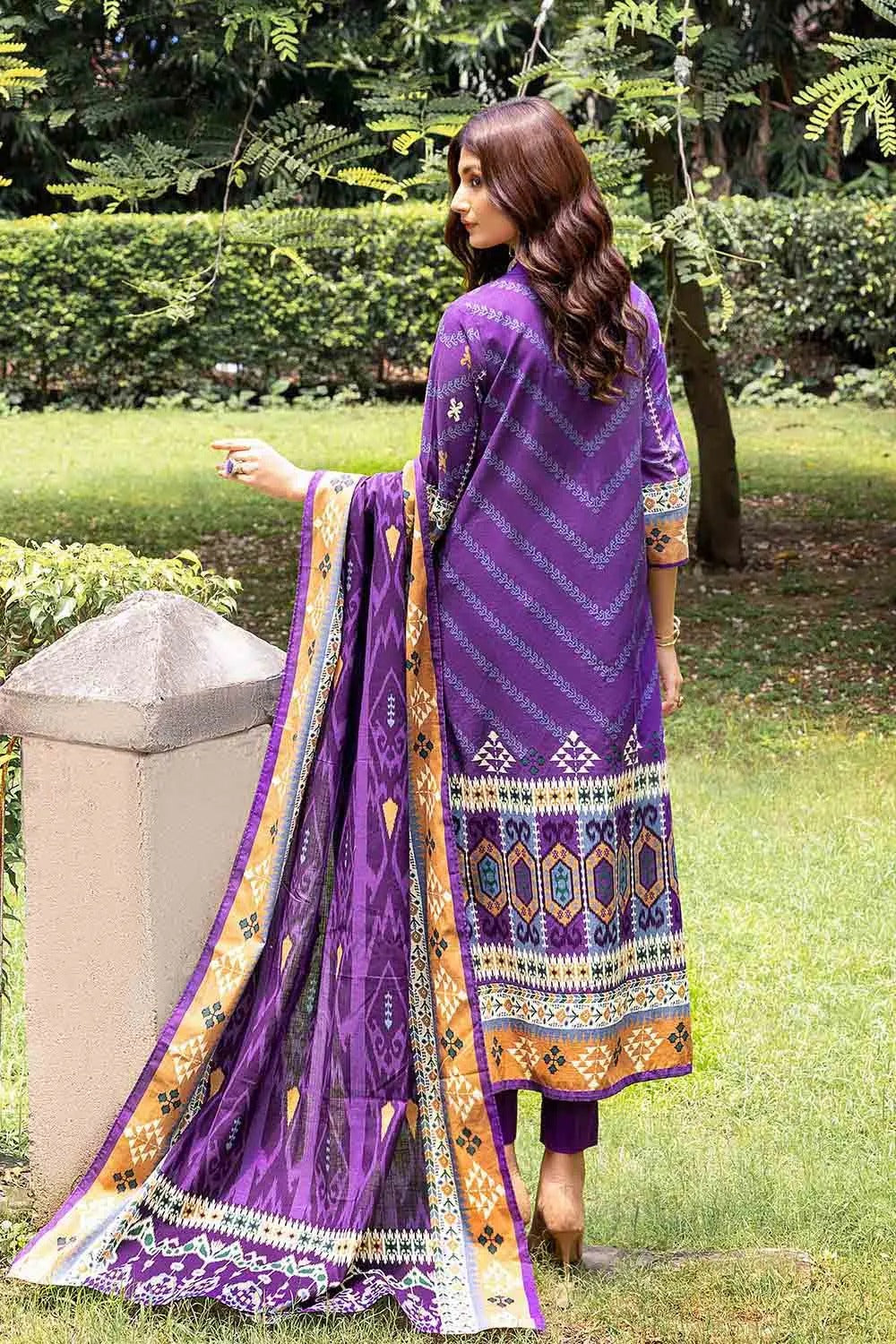 Gul Ahmed 3PC Khaddar Unstitched Printed Suit K-22057