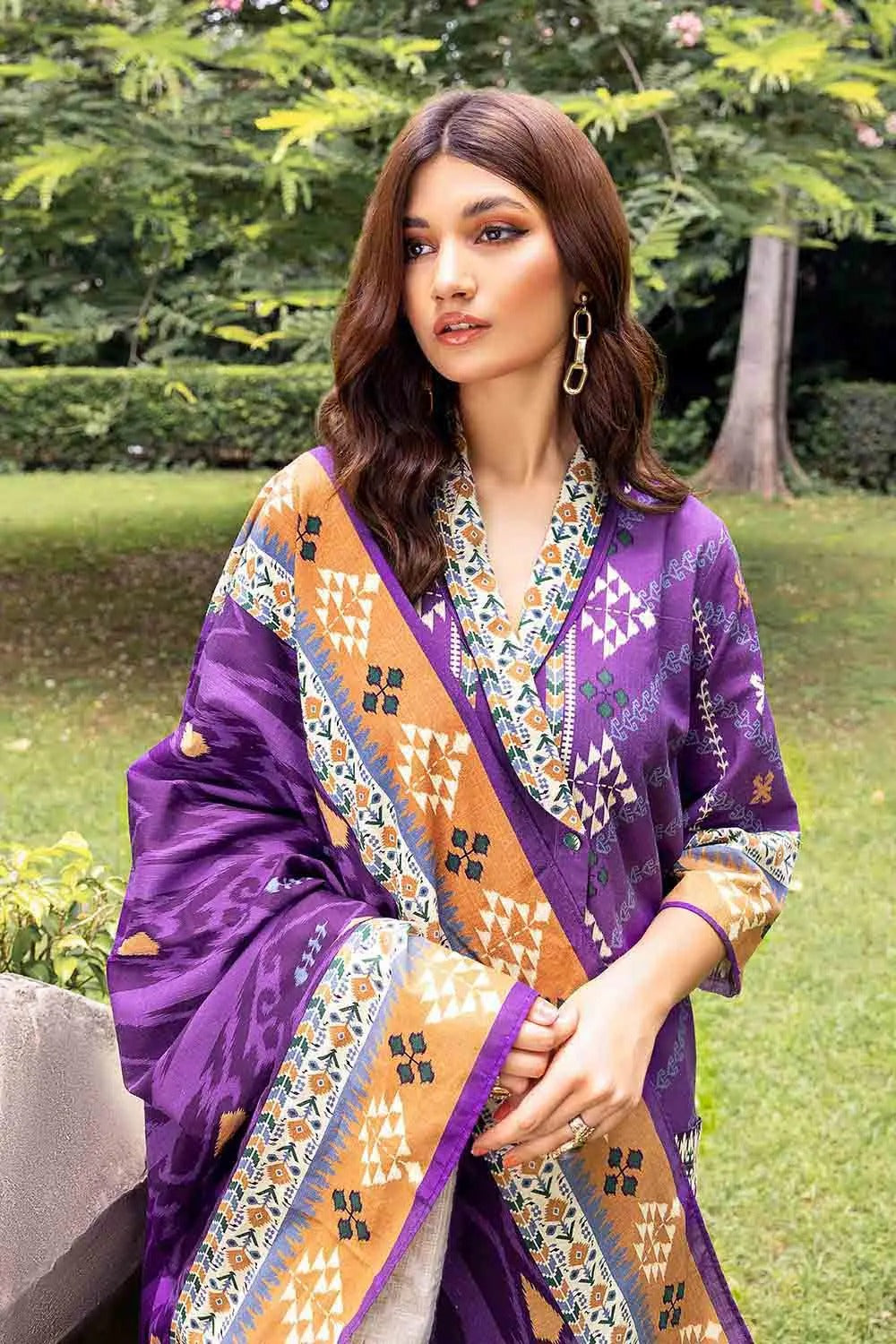 Gul Ahmed 3PC Khaddar Unstitched Printed Suit K-22057