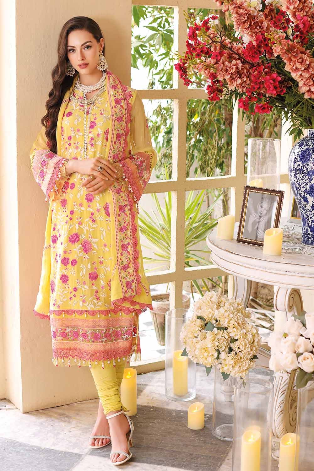 Gul Ahmed 3PC Embroidered Chiffon Unstitched Suit LE-32010