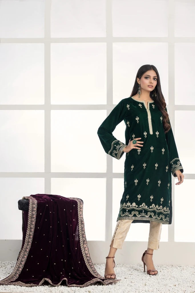 Ready To Wear Lakhany 1 Piece Embroidered Velvet Shirt LSM-2460