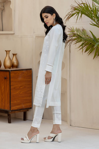 Ready To Wear Lakhany 01 Piece Classic White Embroidered Shirt LSM-2666