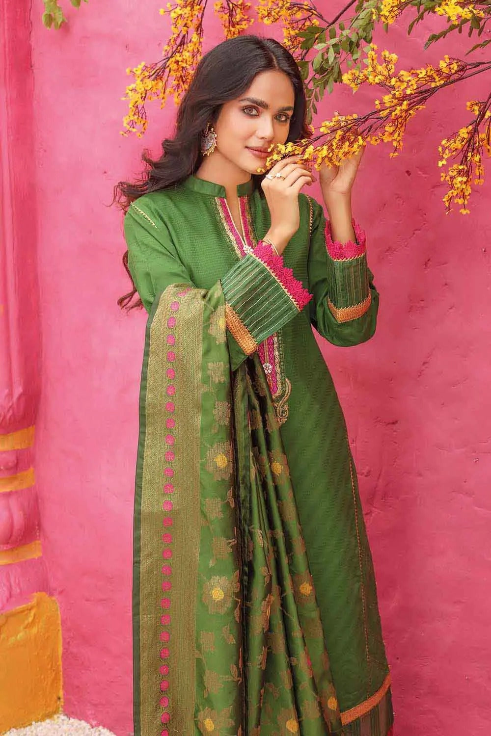 Gul Ahmed 3PC Jacquard Embroidered Unstitched Suit MJ-22005