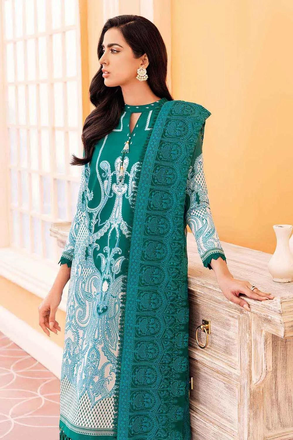 Gul Ahmed 3PC Unstitched Printed Lawn Suit With Embroidered Chiffon Dupatta PM-22020