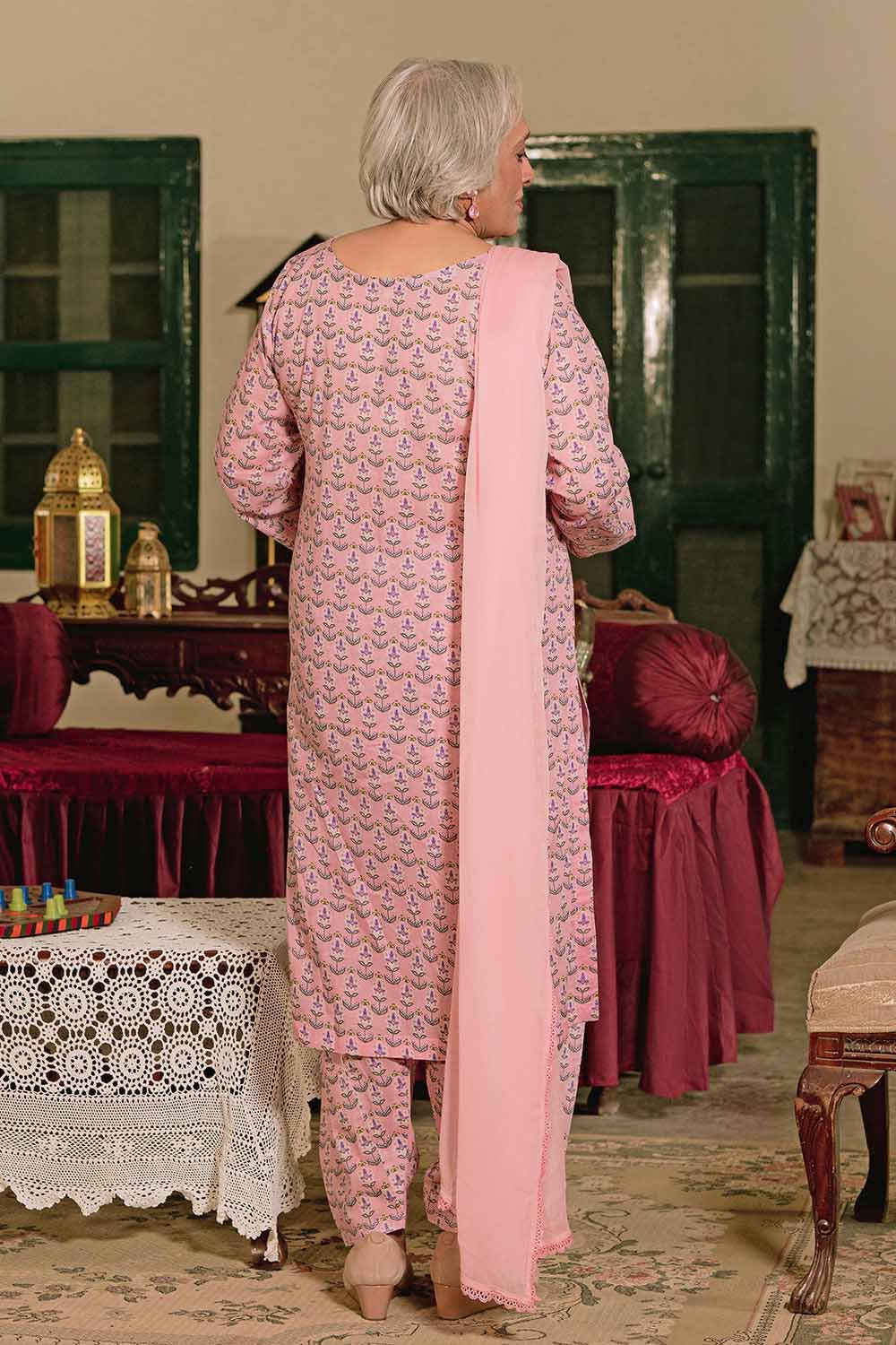 Gul Ahmed 1PC Lawn Unstitched Printed Fabric SL-32031
