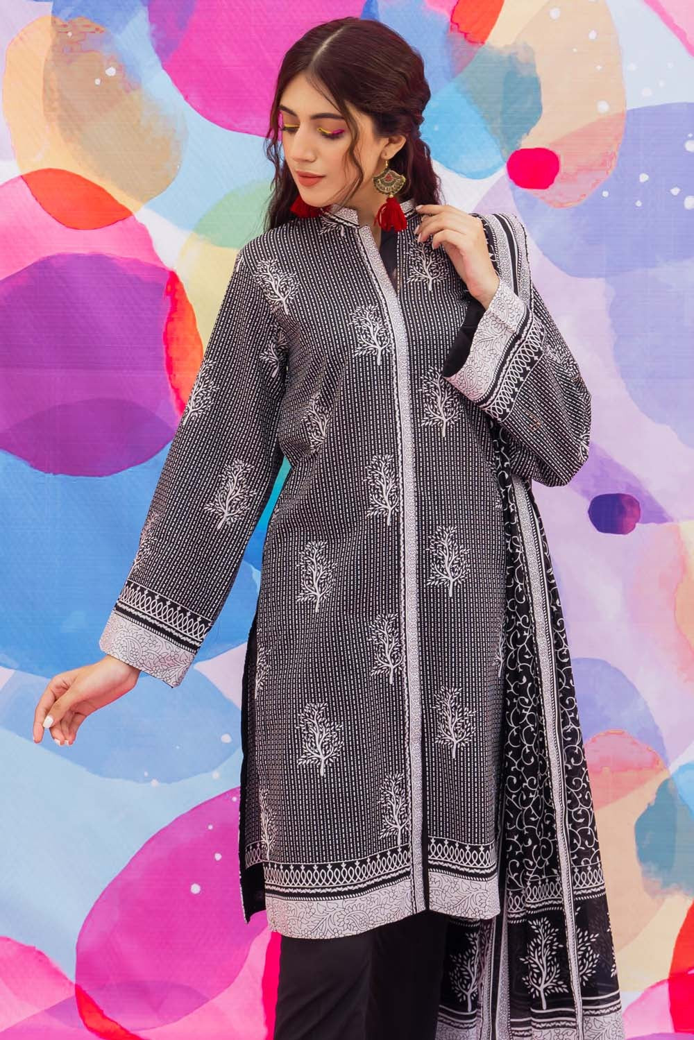 Gul Ahmed 2 Piece Unstitched Lawn Printed Suit TL-315-A