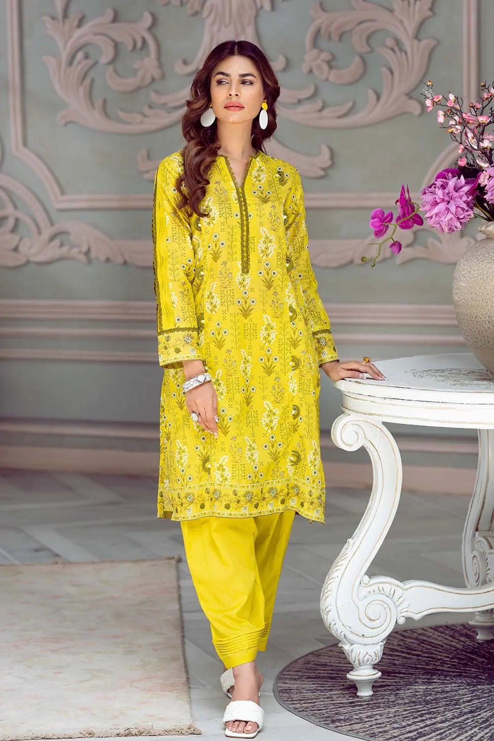 Gul Ahmed 2PC Unstitched Printed Lawn Suit TL-32013 A