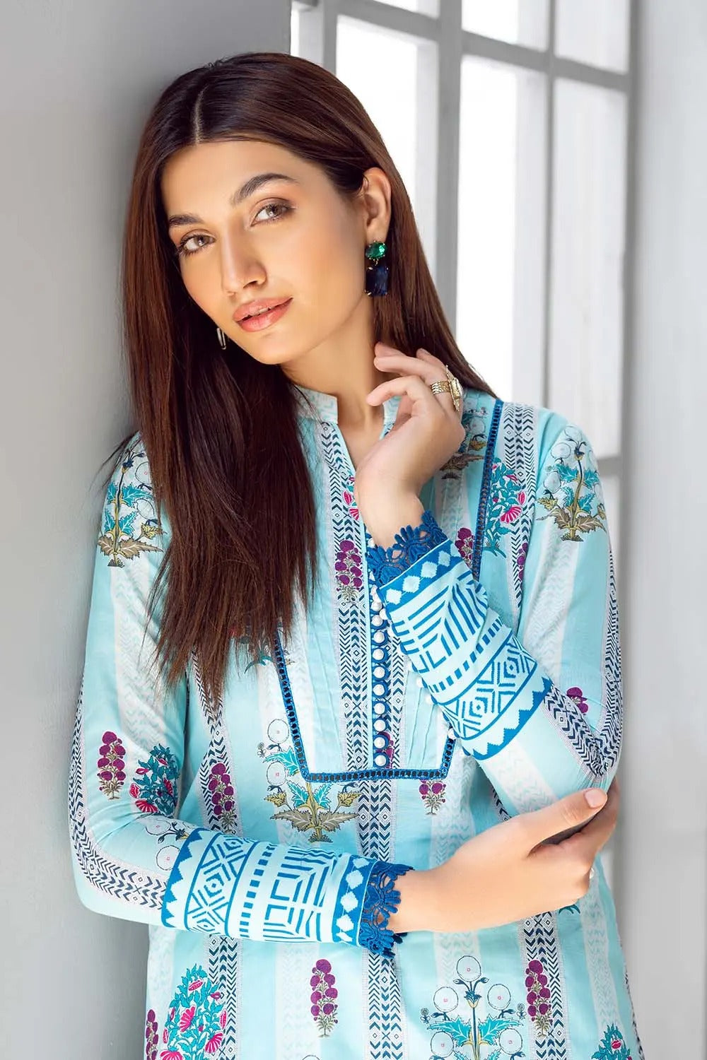 Gul Ahmed 2PC Unstitched Printed Lawn Suit TL-32014 A