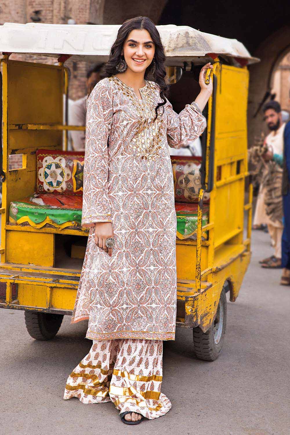 Gul Ahmed 2PC Lawn Unstitched Printed Shirt Trousers Suit TL-32025 B