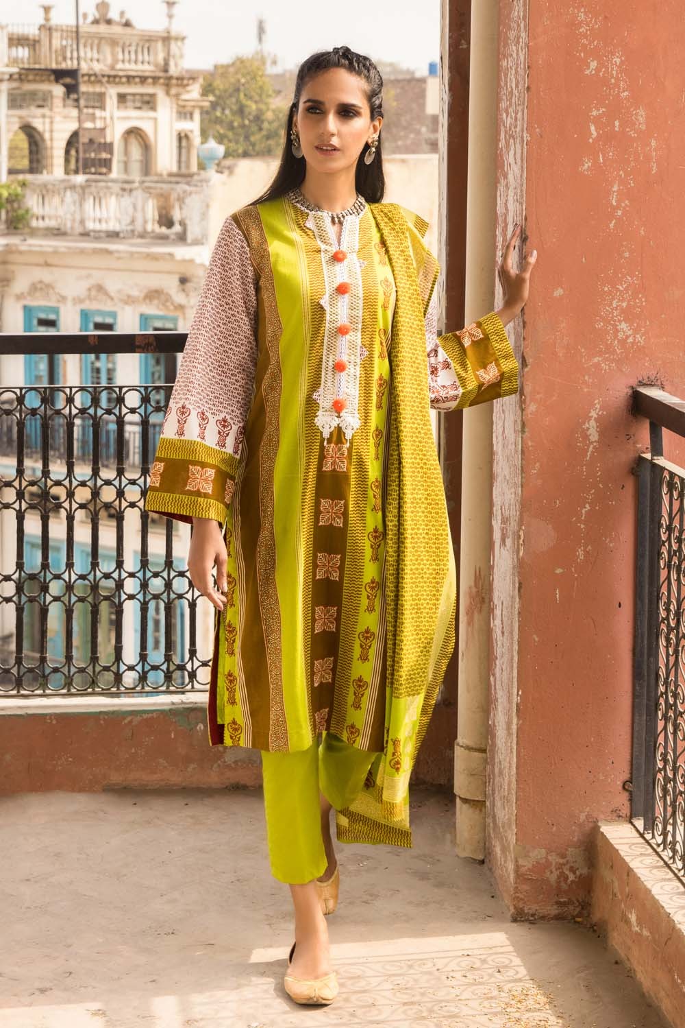 Gul Ahmed 2PC Unstitched Lawn Suit TL-358