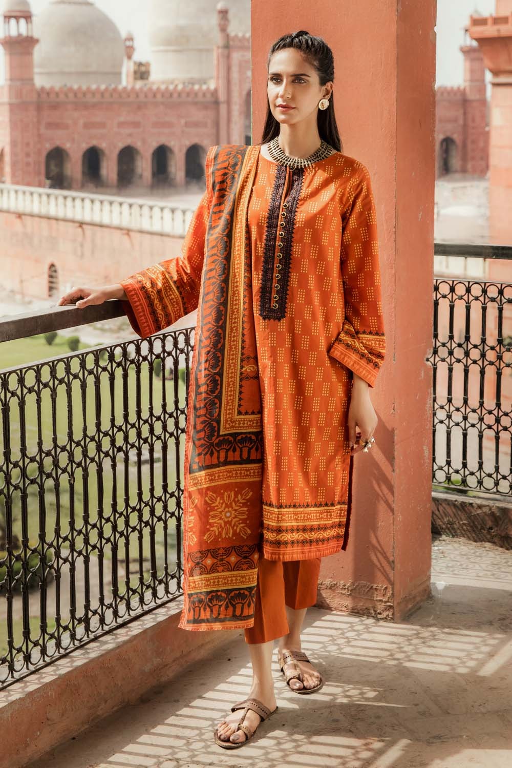 Gul Ahmed 2PC Unstitched Lawn Suit TL-359