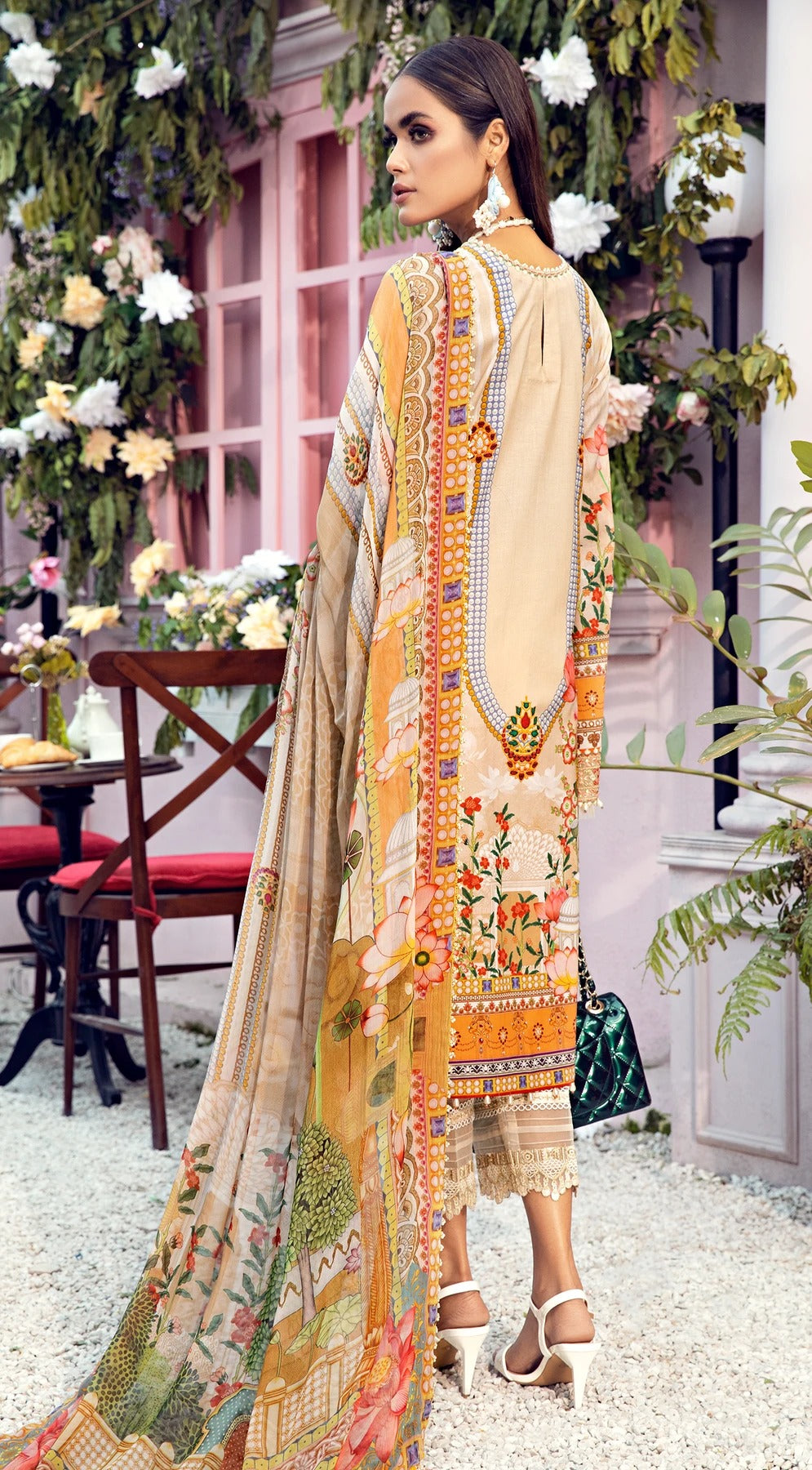 Anaya By Kiran Chaudhry 3 Piece Unstitched Lawn Suit - VL21-08-A-TRICIA