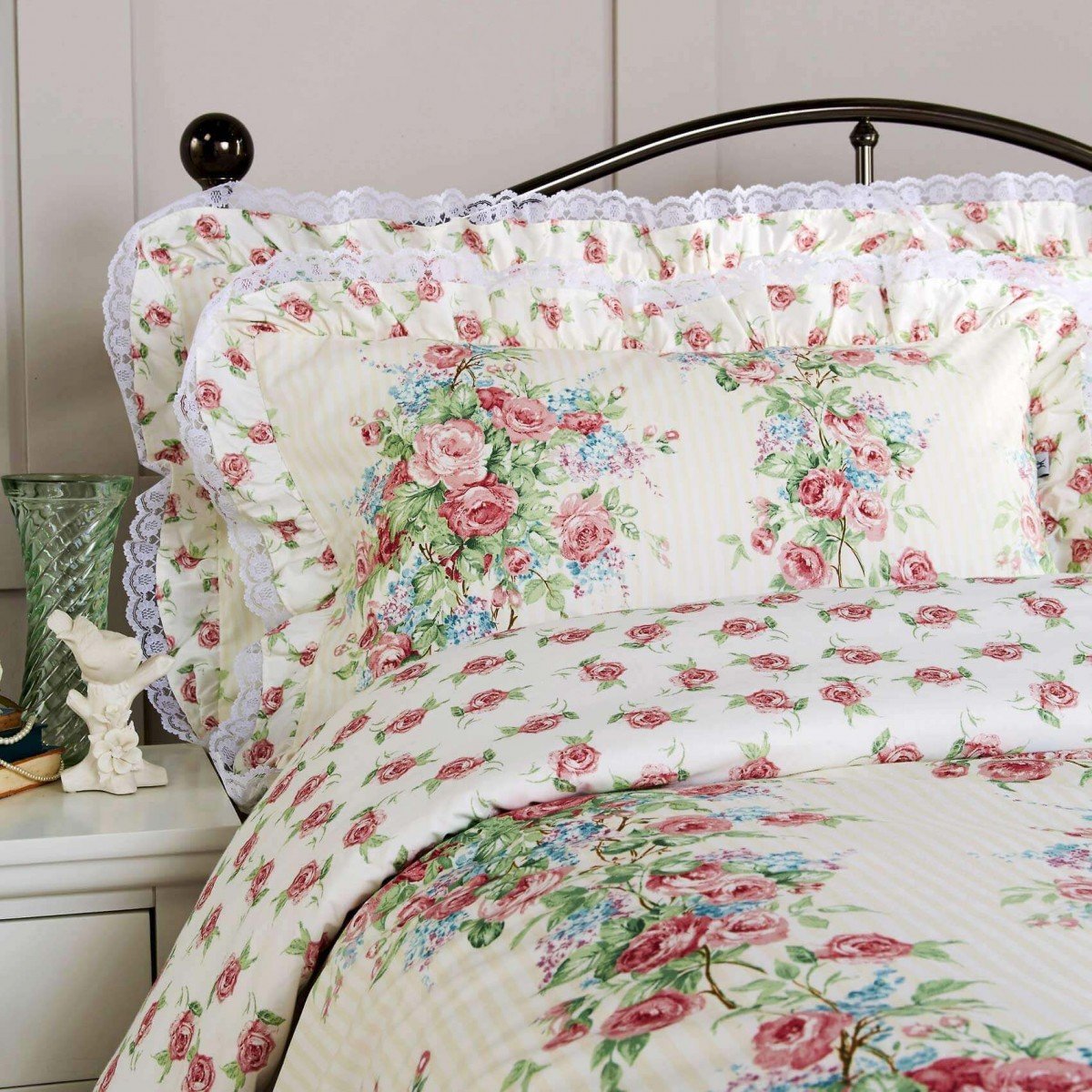 Vantona Country Spring Bouquet Quilted Fitted Bedspread - Multi