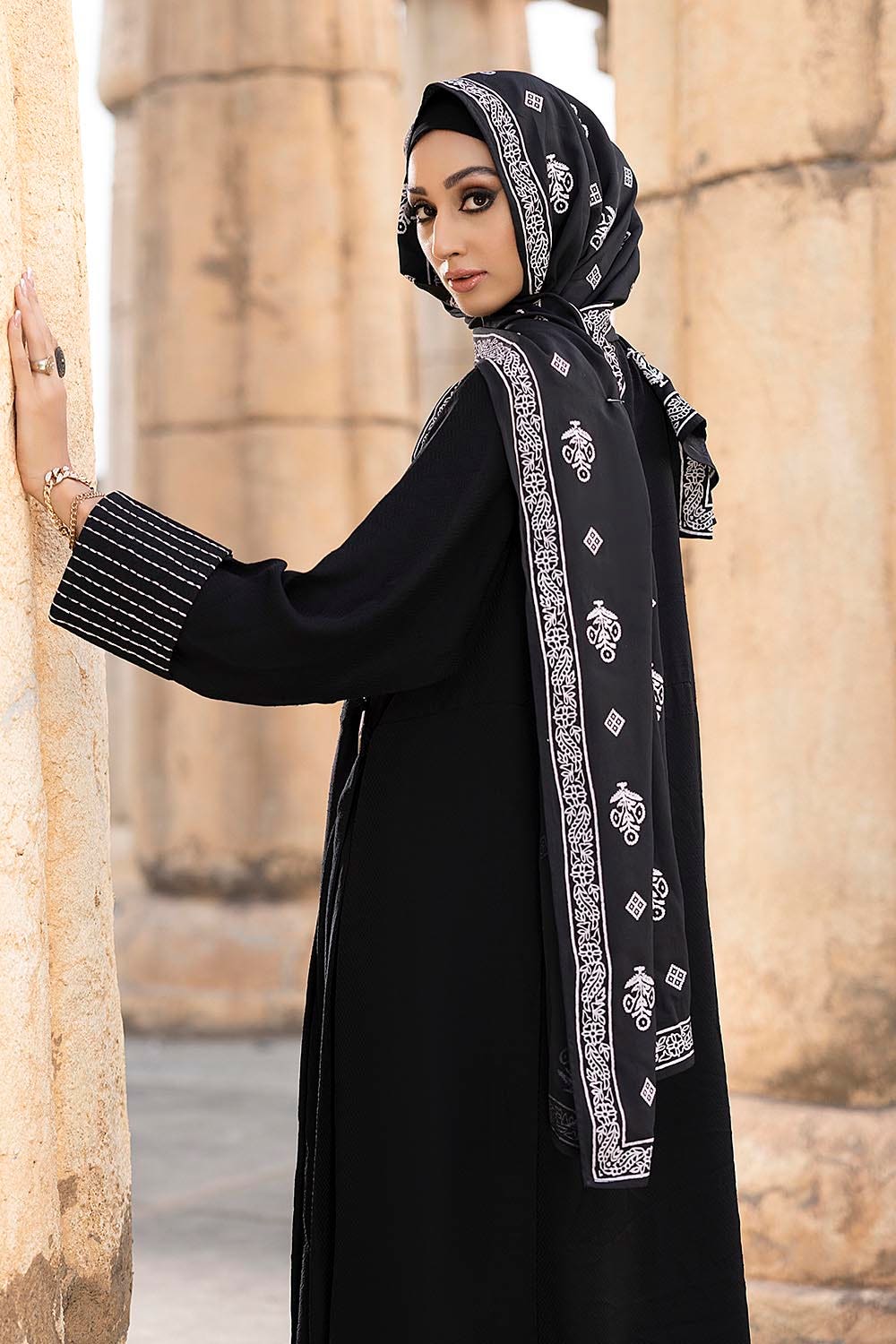 Gul Ahmed Ready To Wear Nisa Embroidered Abaya With Block Printed Scarf WGB-KAB-22040