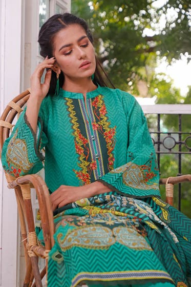 Gul Ahmed 3PC Printed Khaddar Stitched Suit WNS-12102